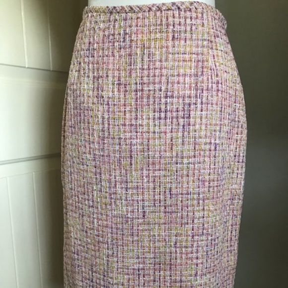 Tahari ASL Pink, Purple, Cream Woven Tweed Skirt Suit. Size 4. New with Tags - Picture 2 of 16